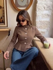 Serisse Áo khoác nữ màu trơn tay dài cài nút đơn gấu bèo nhún - Màu Khaki - Xem 1