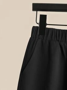 GlowEve CURVE Ditambah Kemeja Belakang Berlipit & Celana Lebar - Hitam - View 5