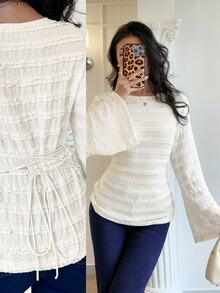 Modelyn Blus Kasual Wanita Warna Polos Leher Bulat Lengan Mengembang dengan Hiasan Rumbai - Aprikot - View 4