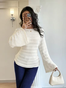 Modelyn Blus Kasual Wanita Warna Polos Leher Bulat Lengan Mengembang dengan Hiasan Rumbai - Aprikot - View 1