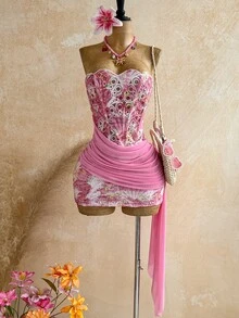 Soleia 女款性感度假無肩帶蕾絲紋理垂墜網紗抓皺胸衣迷你洋裝，適合海灘、郵輪、公路旅行、城市度假、約會、下午茶、波希米亞風、海邊、島嶼度假、夏季、音樂節、日常通勤、婚禮季、派對、嘉年華 - 粉色 - 查看 3
