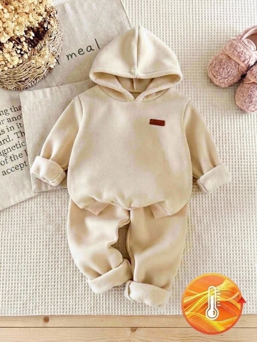SHEIN 2pcs/Set Pakaian Musim Gugur Anak Perempuan Pakaian Musim Dingin Anak Perempuan Set Kasual Hoodie dan Celana Olahraga dengan Motif Huruf