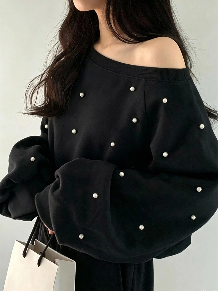 FRIFUL Sweatshirt Wanita Model Korea Terbaru dengan Hiasan Manik-Manik, Leher Asimetris, dan Potongan Longgar, Cocok untuk Awal Musim Gugur. - Khaki - View 1