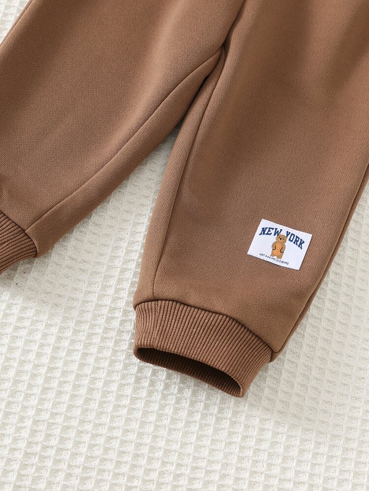 Cozy Pixies Satu Set Dua Potong yang Lucu untuk Bayi Laki-laki: Motif Garis Retro dan Beruang (Termasuk Pullover Kasual Kerah Bulat untuk Musim Gugur/Musim Dingin dan Celana Olahraga Berlapisan Bulu) - Coklat - View 7