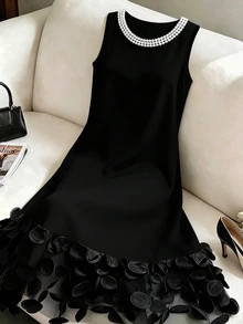 GlowEve CURVE Plus Size Elegant Fashionable Versatile 3D Floral Patchwork Dress For Women - Black - View 4