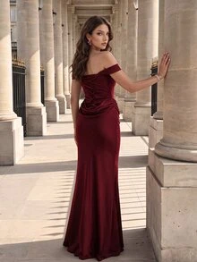 Poshira High-End Evening Gown With Elegant Elegant, Solid Color Off-Shoulder Mermaid Hemline Luxury Dress - Burgundy - View 2