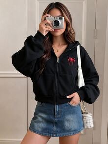 SHEIN Sparklyn 青少年女孩休閒連帽拉鍊夾克，粉色蜘蛛印花裝飾，寬鬆落肩版型附口袋設計，舒適親膚針織面料，適合日常上學與外出穿搭的多功能外套，甜美街頭風連帽上衣，春秋實穿長袖上衣，簡約黑色百搭款，時尚休閒夾克 - 黑色 - 查看 5