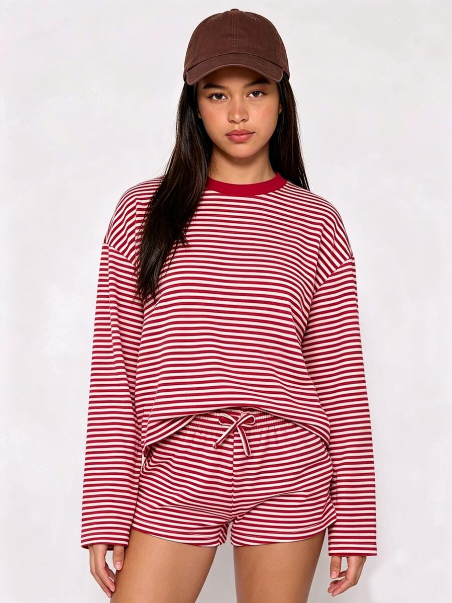 SHEIN 2 Pieces Tween Girl Fashion Striped Set, Short Sleeve Crew Neck Loose T-Shirt And Striped Knit Wide Leg Pants, Suitable For Party, Vacation, Campus Daily Casual Wear, Spring, Summer, Autumn - Red - View 1