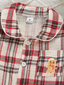 SHEIN Vintaside Kids 聖誕秋冬男嬰套裝 時尚復古紅黑格紋 可愛薑餅人口袋熱轉印印花 柔軟舒適雙層皺褶布料 彼得潘領長袖居家休閒褲裝 - 杏色 - 查看 4