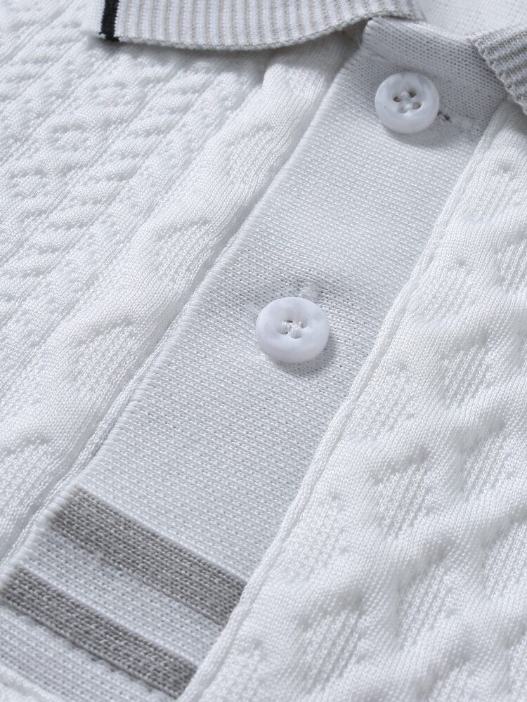 Manfinity Homme Kemeja Polo Pria Rajut Jacquard Warna Polos dengan Kerah dan Manset Bertekstur, Bergaris, Dua Kancing, Warna Putih - Putih - View 6