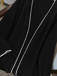 GlowEve CURVE Plus Size Elegant Colorblock Wavy Edge Long Sleeve Cardigan - Black and White - View 5