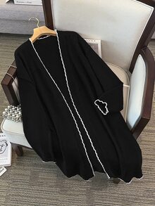 GlowEve CURVE Plus Size Elegant Colorblock Wavy Edge Long Sleeve Cardigan - Black and White - View 1