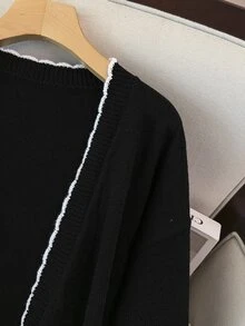 GlowEve CURVE Plus Size Elegant Colorblock Wavy Edge Long Sleeve Cardigan - Black and White - View 4
