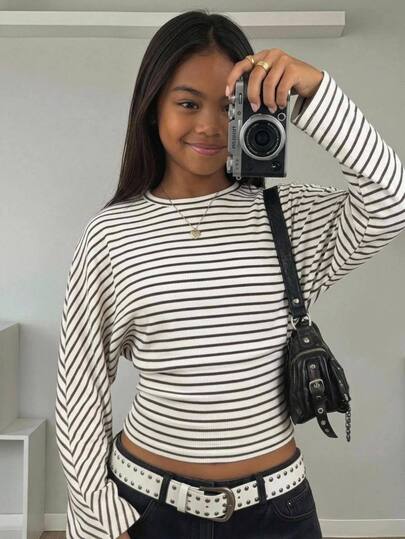 SHEIN Tween Girls T-Shirts Autumn/Winter Kids Fashion Fitted Long Sleeve Striped T-Shirt Top, Suitable For Daily Fashion Wear, Back To School Outfit