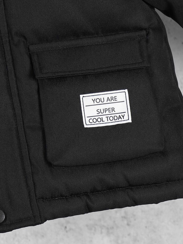 SHEIN 1pc Young Boys Black Hooded Jacket, Warm And Comfortable, Suitable For 4-7 Years Old Young Boys In Autumn, Spring And Winter. This Jacket Is Not Only Suitable For And School, But Also For Home Wear. Whether, Going To School Or Staying At Home, Young Boys Can Wear This Versatile Jacket - Black - View 5
