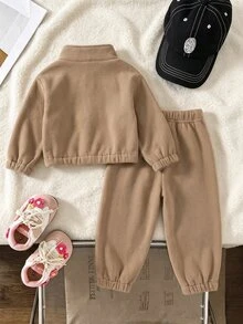 SHEIN 2pcs/Set Brown Letter Embroidery Pattern Stand Collar Fleece Lined Long Sleeve Sweatshirt Set For Baby Girls 0-3 Years, Suitable For School, Outings, Play, Shopping And More Occasions - Brown - View 3