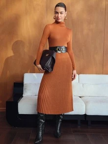 MOTF PREMIUM GAUN SWEATER RAJUT BERGARIS WARNA POLOS KERAH TINGGI UNTUK WANITA MUSIM GUGUR/DINGIN, SABUK TIDAK TERMASUK - Coklat - View 5