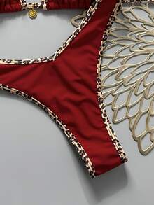 SHEIN Swim 2件套女士夏季随机印花露背吊带金属装饰性感比基尼套装，红色豹纹比基尼套装，女士比基尼套装泳装，Zestiva泳装，女士泳衣，女士聚拢泳装 - 紅色 - 查看 6