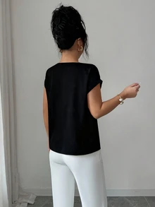 EMERY ROSE Women's Summer New Elegant Vacation & Office Mesh Patchwork Embroidered Short Sleeve Blouse - Black - View 2