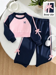 SHEIN 女童運動衫套裝 圓領短版套頭上衣 側邊條紋蝴蝶結裝飾 寬鬆長褲 秋季穿搭 時尚街頭風運動套裝 7歲生日 - 藏蓝色 - 查看 4