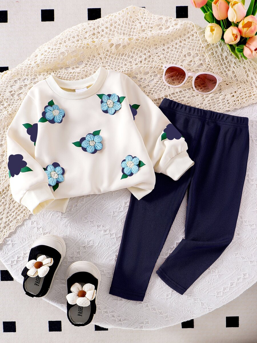 SHEIN Playful Pals 嬰兒休閒日常可愛衛衣套裝,3D鉤編花朵、藍色花朵印花、清新俏皮上衣、針織內搭褲,女嬰秋季服飾 - 寶藍色 - 查看 1
