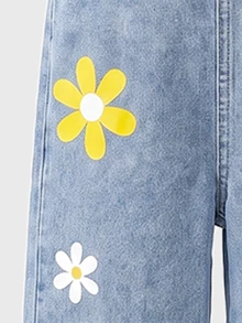 SHEIN Genkimix Kids 女童牛仔吊帶褲，全新四季款，可愛俏皮設計，復古淺藍牛仔布搭配黃色+白色雛菊印花與雪洗效果，時尚寬鬆直筒版型，柔軟舒適面料，百搭日常穿著，適合度假、派對及其他外出場合 - 淺色水洗藍 - 查看 8