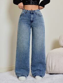 SHEIN Tall CURVE Plus Size Women Casual Loose Fit Denim Jeans With Pockets - Blue - View 2