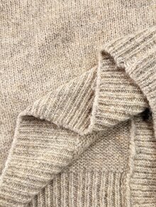 Solflare Cardigan Rajut Lengan Panjang Kancing Bergaya Vintage Ukuran Besar untuk Liburan - Aprikot - View 7