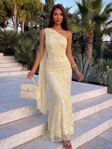 Firerie 女款夏季優雅浪漫時尚通勤性感優雅風不對稱領修身洋裝，秋季沙烏地國慶返鄉穿搭 - 鵝黃色 - 查看 7