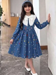 SHEIN Tween女孩優雅牛仔效果水鑽印花拼色白色大領長袖洋裝 - 藍色 - 查看 4