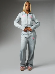 BABYPHAT Sweatshirt Pendek dengan Resleting Penuh, Logo Cetak di Depan dan Grafis Besar di Belakang, Hood dengan Tali Serut, Lengan Panjang, Atasan Sweatshirt Kasual - Grey - View 3