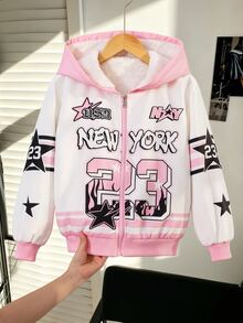 SHEIN 女童連帽抓絨內裡夾克，秋冬新款街頭風 NEW YORK 字母與數字 23 印花外套，對比色羅紋袖口，寬鬆拉鍊前開式棒球夾克，羊羔絨內裡，休閒加厚上衣 - 粉色 - 查看 6