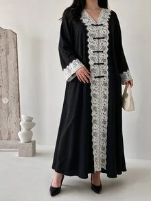 Al Najma 大尺碼女款黑色梭織長袖白色蕾絲飾邊青蛙鈕扣直筒寬鬆優雅浪漫洋裝 - 彩色 - 查看 5