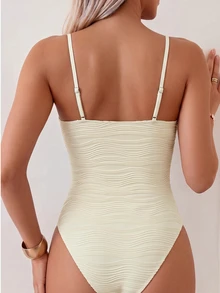 Swim Basics 女士纹理面料金属装饰休闲连体泳衣，适合度假 - 杏色 - 查看 2