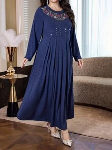 Al Najma Plus Size Women's Floral Embroidered Rhinestone Decorated Pleated Hem Arabian Dress - Navy Blue - View 7