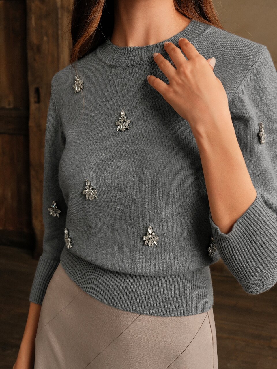 Anewsta Handmade Crystal Velvet Commuter Christmas Round Neck Long Sleeve Women Winter Sweater