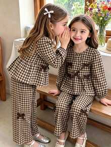 SHEIN Elladie kids 女童復古嬰兒格紋兩件式套裝－可愛蝴蝶結裝飾長袖上衣與長褲，學院風秋季服飾，適合幼兒園生日，棕色 - 彩色 - 查看 1