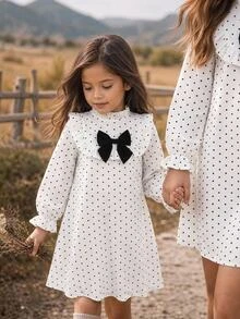 SHEIN Tween女孩對比色蝴蝶結波點長袖洋裝 秋冬款 - 黑與白 - 查看 7