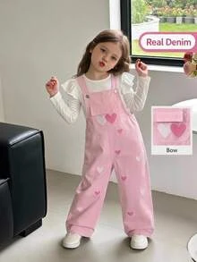 SHEIN Elladie kids 女童牛仔吊帶褲，四季新款，休閒百搭復古粉色與牛仔色，粉色與白色愛心刺繡，寬鬆直筒版型，舒適優質棉質牛仔面料，時尚日常穿著，女童牛仔吊帶褲 - 粉色 - 查看 1