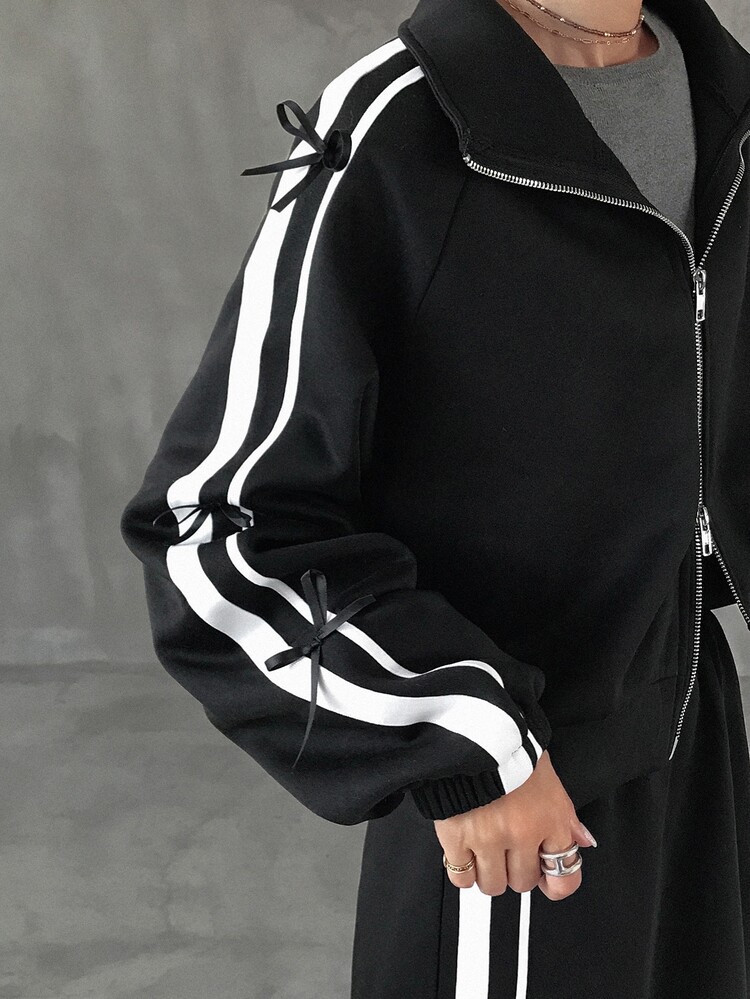 FRIFUL 女款秋季服飾 蝴蝶結裝飾 對比條紋 雙開金屬拉鍊 2件套 - 黑色 - 查看 6