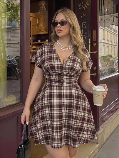 SHEIN MOD Plus Size Brown Lace Long Umbrella Skirt, Elegant Outfit, Commute Wear, Elegant Party, Holiday Gathering