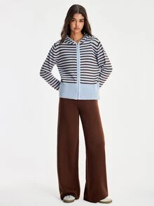SHEIN طقم نسائي من قطعتين هودي بياقة دائرية وسحاب مع كارديجان وبنطلون سويتر بتفاصيل خطوط وسحاب - بني - مشاهدة 6