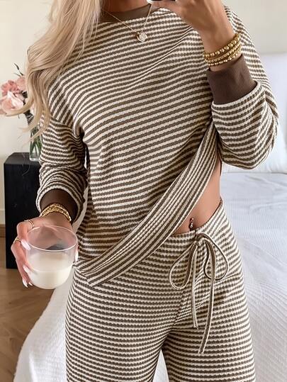 SHEIN EZwear Women's 2 Pieces Set, Women's Casual Set, Women's Minimalist Set, Women's Commuter Outfit, Women's Loungewear Set, Women's Light Brown Clothing, Women's Autumn Outfit, Women's Long Sleeve Winter Set, Women's Vacation Outfit, Women's Round Neck Basic Set