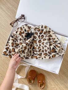 SHEIN Playful Pals 女嬰人造毛皮外套 甜美優雅 棕色豹紋 蝴蝶結 毛絨絨 長袖圓領 生日派對 冬季假期 外套 - 棕色 - 查看 8