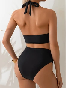 Swim Basics 2件組女款素色肩帶露背上衣與高腰泳褲比基尼泳裝套裝，附金色配件，適合海灘度假 - 黑色 - 查看 2