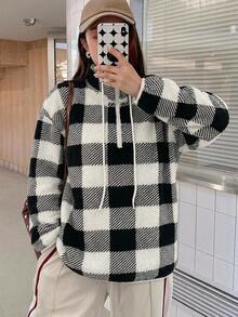 FRIFUL 女款立領撞色抽繩落肩長袖羊羔絨布料下擺收口寬鬆休閒百搭衛衣 秋季女裝 - 黑與白 - 查看 7