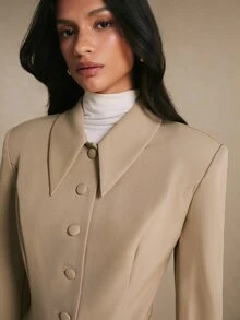 Poéselle Jaket Kasual Wanita Lengan Panjang Kancing Tunggal Warna Polos untuk Perjalanan Sehari-hari - Khaki - View 7