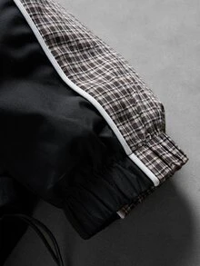 Manfinity Hypemode Men's Blended Plaid Patchwork Zipper Hooded Jacket, Relaxed Fit Dark Halloween Jacket, Weekend Street Party - Khaki - View 4