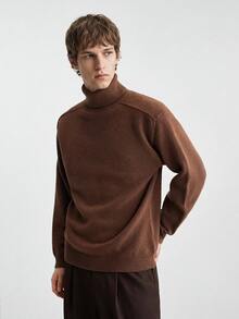 RONVEXI Sweater Pria Model Vintage Fashion Kerah Tinggi Lengan Panjang untuk Pemakaian Sehari-hari - Coklat - View 1