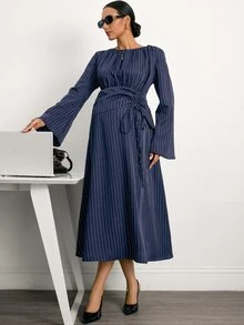 MaterniWear Gaun Hamil Bergaris Elegan untuk Bepergian - Navy Blue - View 4
